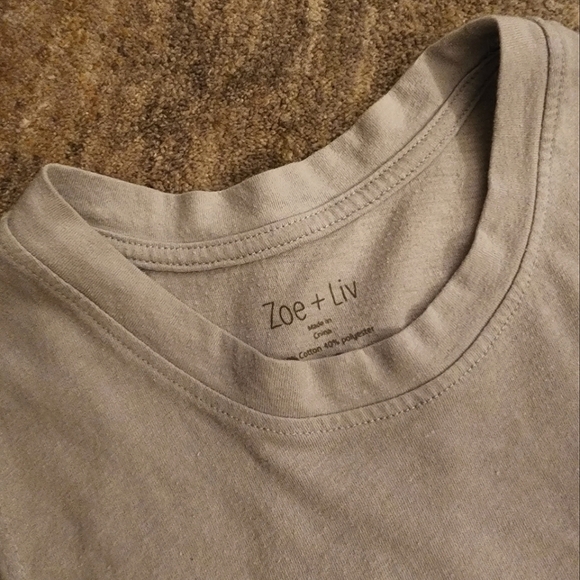 Zoe & Liv Cactus Pocket Muscle Tank - Picture 6 of 7